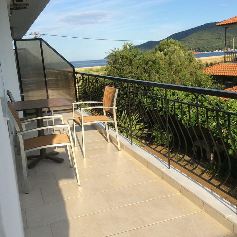 Maritsa'S Rooms Stavros  Exterior photo
